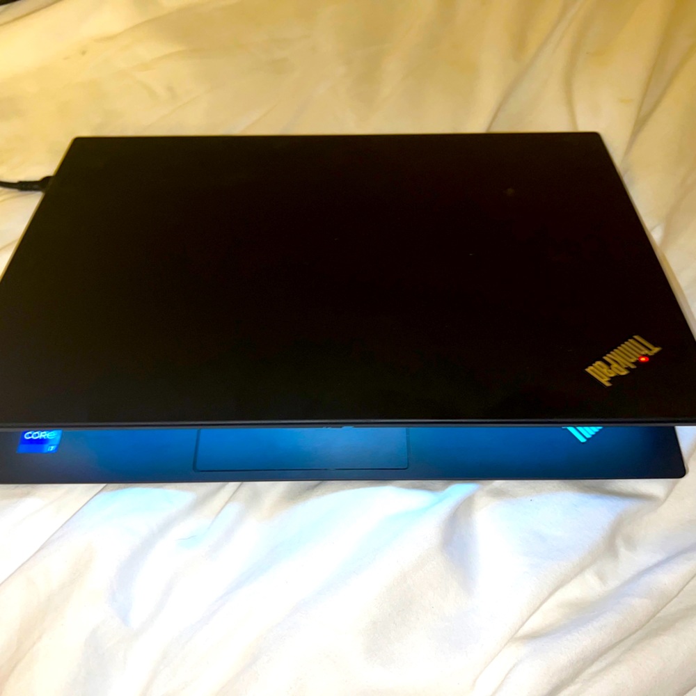 Lenovo ThinkPad T14s Gen 2 14" (512GB SSD, Intel Core i7 11th Gen., 4.80 GHz,...